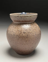 Load image into Gallery viewer, Honey Pot in Salt Glaze with Cobalt Bee, 5.25&quot;h (Ben Owen III)

