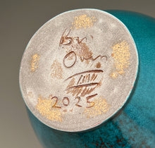 Load image into Gallery viewer, Edo Jar in Chinese Blue, 12&quot;h (Ben Owen III)
