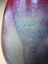 Load image into Gallery viewer, Edo Jar in Aurora, 11.75&quot;h (Ben Owen III)
