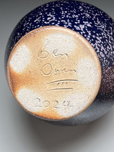 Load image into Gallery viewer, Edo Jar in Nebular Purple, 11&quot;h (Ben Owen III)
