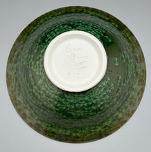 Load image into Gallery viewer, Trumpet Flair Bowl in Lily Pad Green Crystalline, 12&quot;dia. (Ben Owen III)
