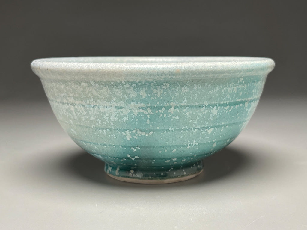 Serving Bowl in Patina Green, 7.25