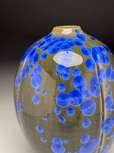 Load image into Gallery viewer, Melon Egg Vase in Cobalt Crystalline, 8.25"h (Ben Owen III)
