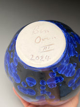 Load image into Gallery viewer, Melon Egg Vase in Cobalt Crystalline, 8"h (Ben Owen III)
