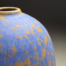Load image into Gallery viewer, Egg Vase in Stardust Blue, 12.75&quot;h (Ben Owen III)

