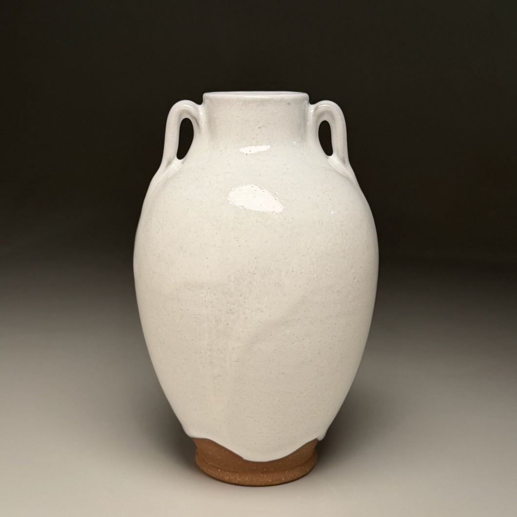 Tang Vase in Dogwood White, 9