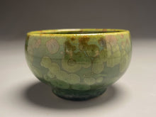 Load image into Gallery viewer, Contour Bowl in Lily Pad Green Crystalline, 4.5&quot;dia. (Ben Owen III)
