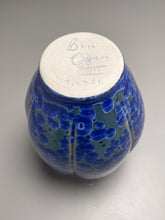 Load image into Gallery viewer, Square Shouldered Melon Egg Vase in Cobalt Crystalline, 7.75&quot;h (Ben Owen III)
