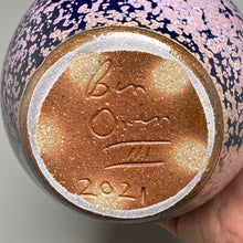 Load image into Gallery viewer, Gourd Vase in Nebular Purple, 9.75"h (Ben Owen III)
