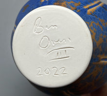 Load image into Gallery viewer, Melon Egg Vase in Stardust Blue, 12.25"h (Ben Owen III)
