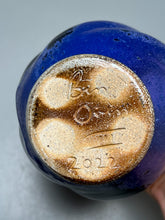Load image into Gallery viewer, Melon Flower Vase in Nebular Purple, 8.25"h (Ben Owen III)
